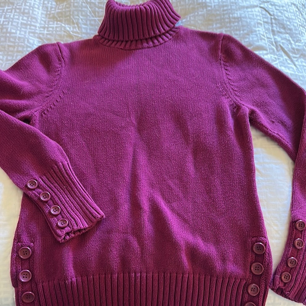 Loft Size M Women's Fuschia Turtleneck Sweater